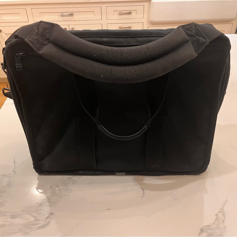 Tumi Computer Briefcase - image 4